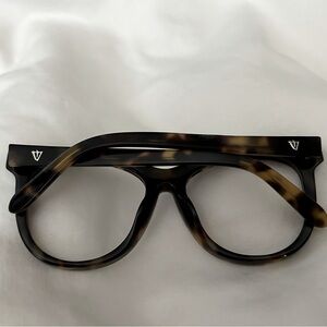 Valley frames  style Karaan